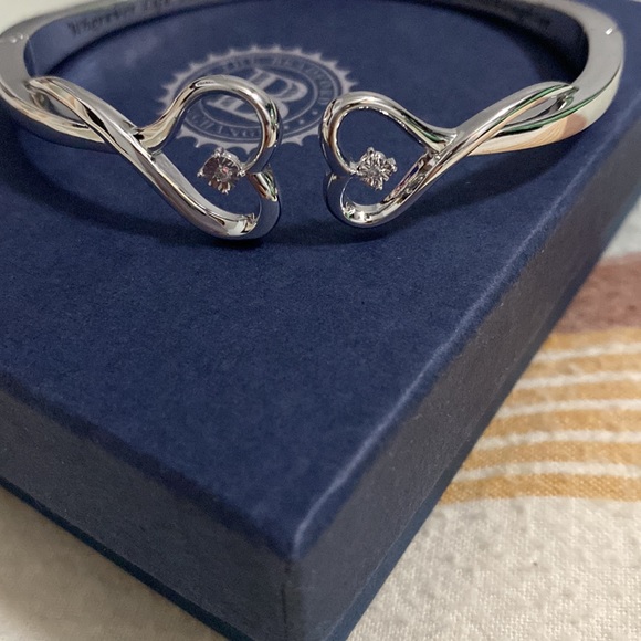 Bradford Exchange “Always my granddaughter” engraved bracelet - Picture 2 of 3